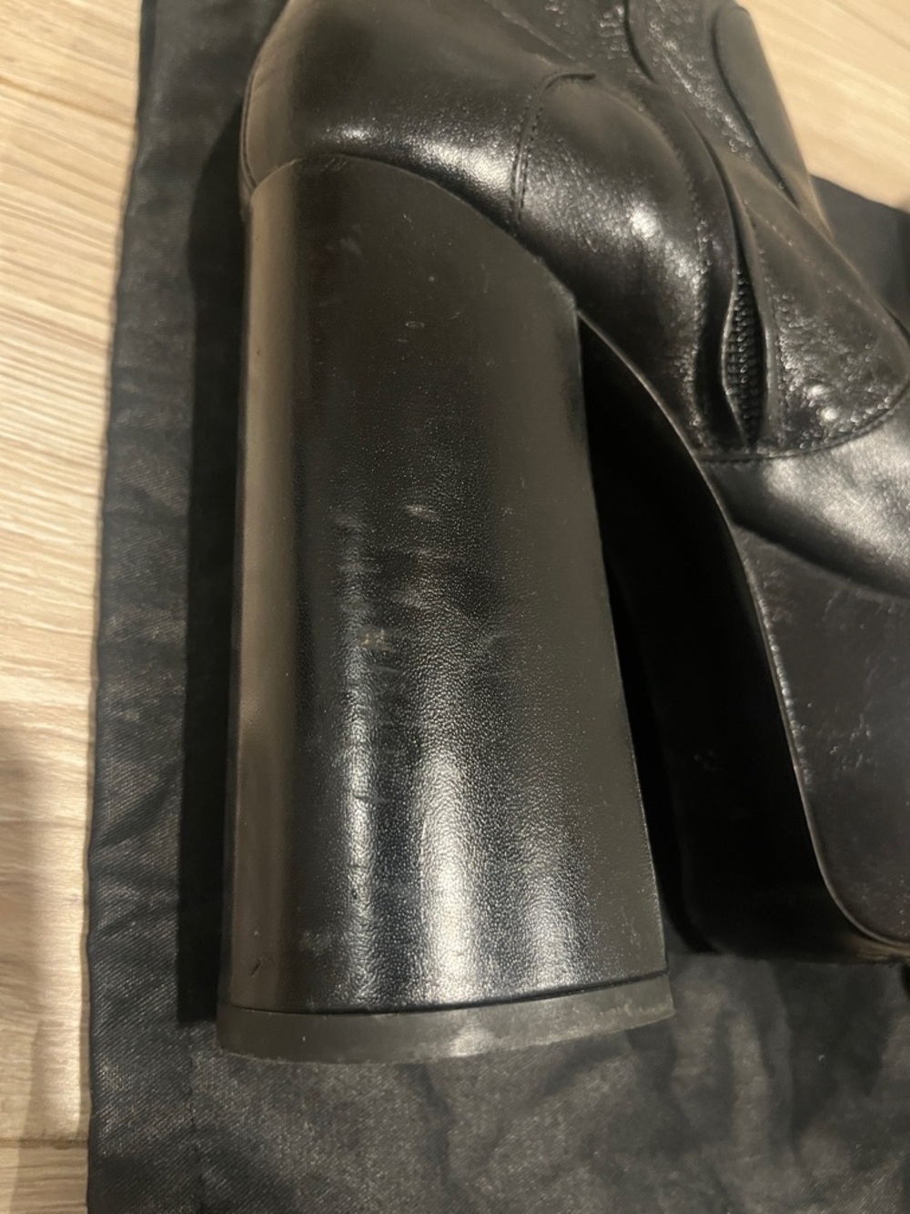 Saint Laurent “Billy” Black Leather Platform Ankle Boots - Picture 12 of 13